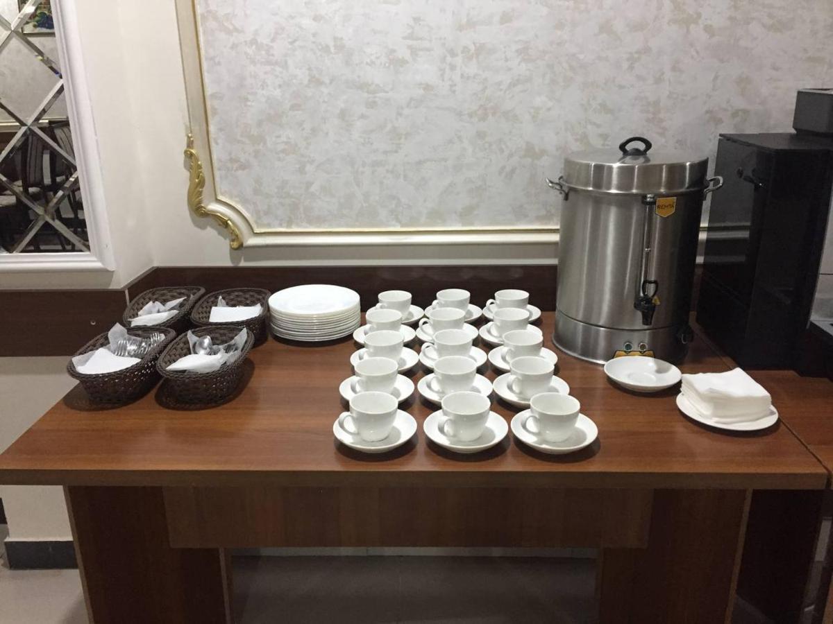 Hotel Reikartz Urgencz Zewnętrze zdjęcie
